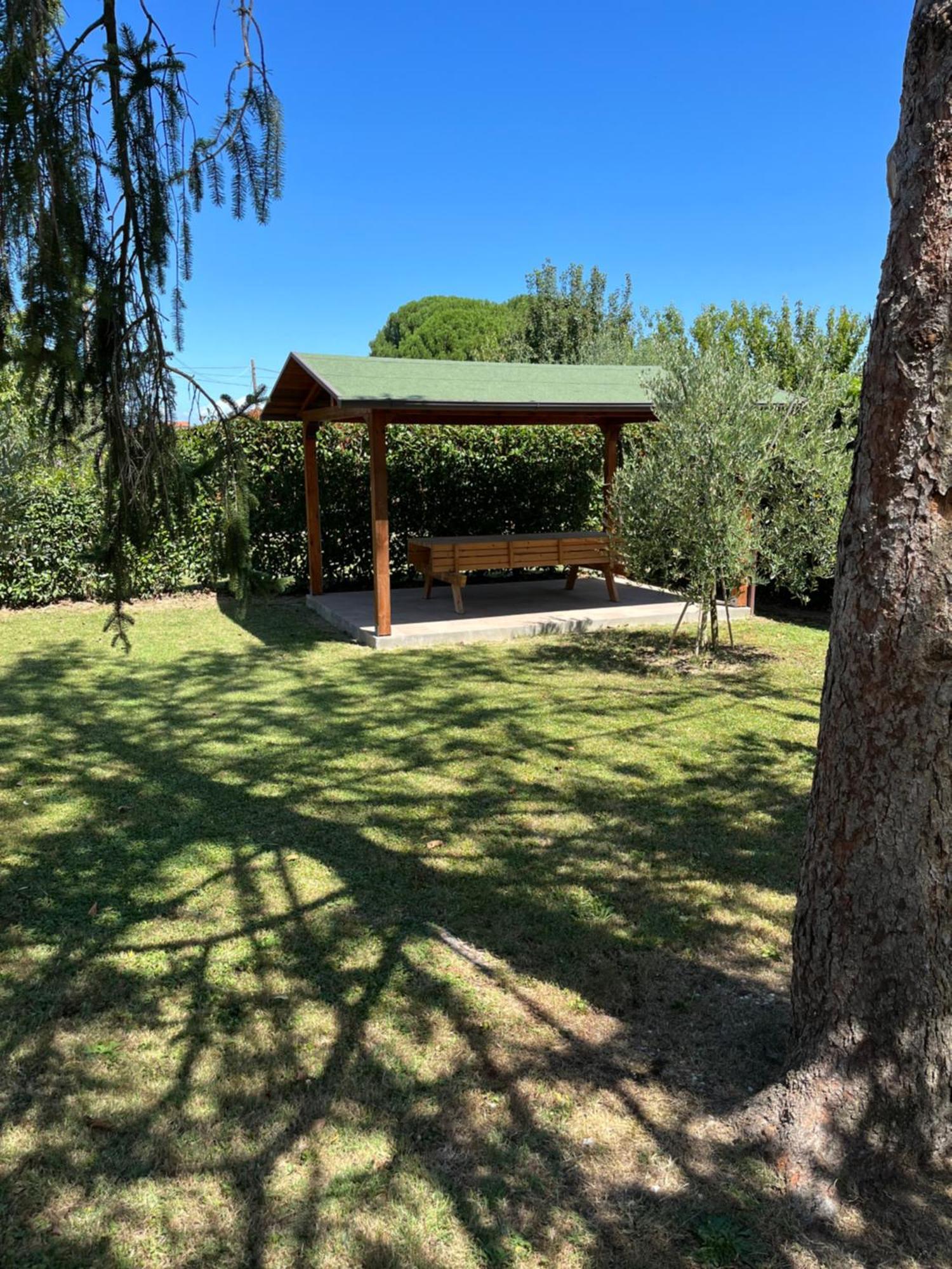 Holiday House La Rosa Terricciola 外观 照片